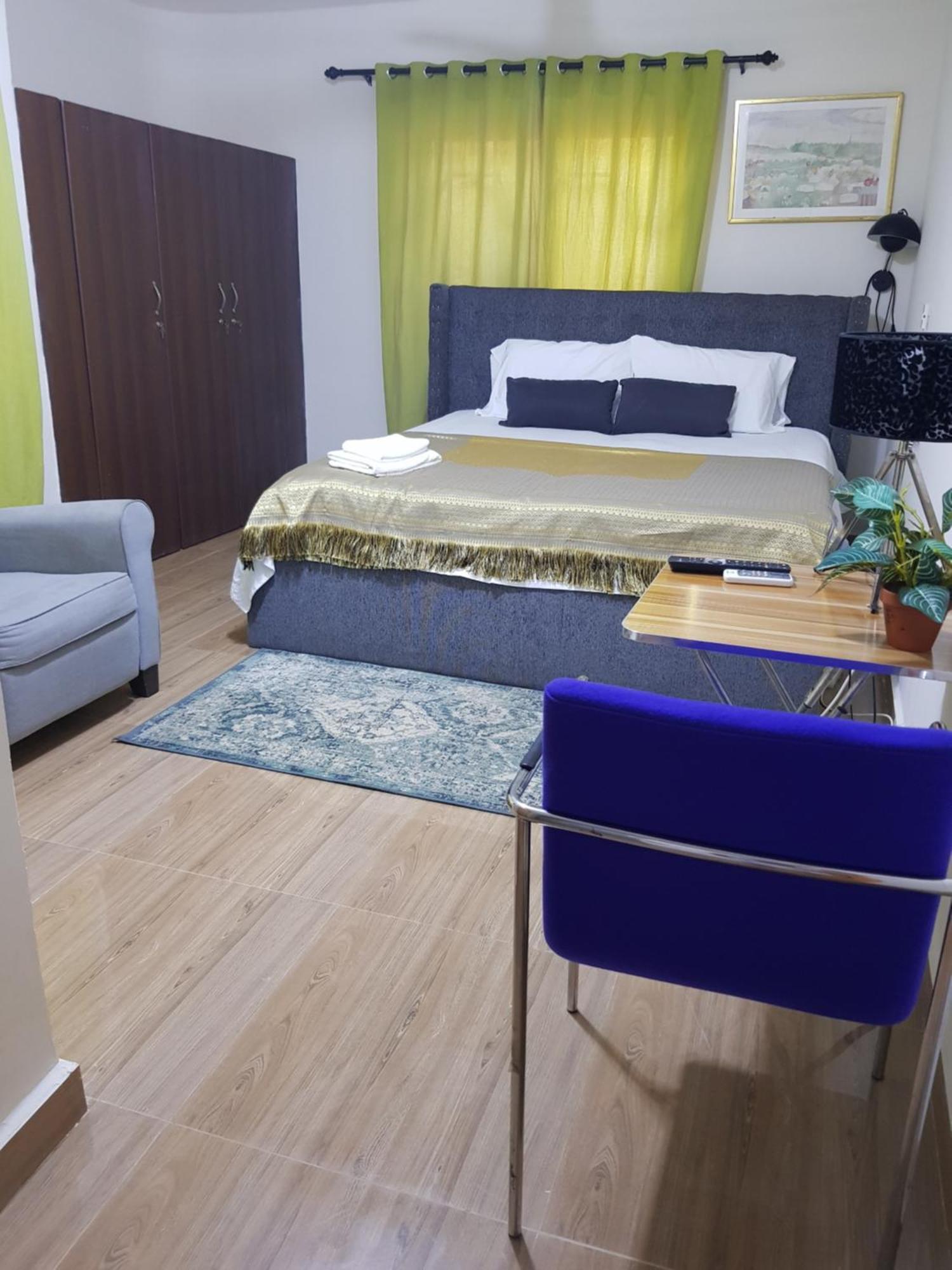Nana Adu Guest House Koforidua 外观 照片