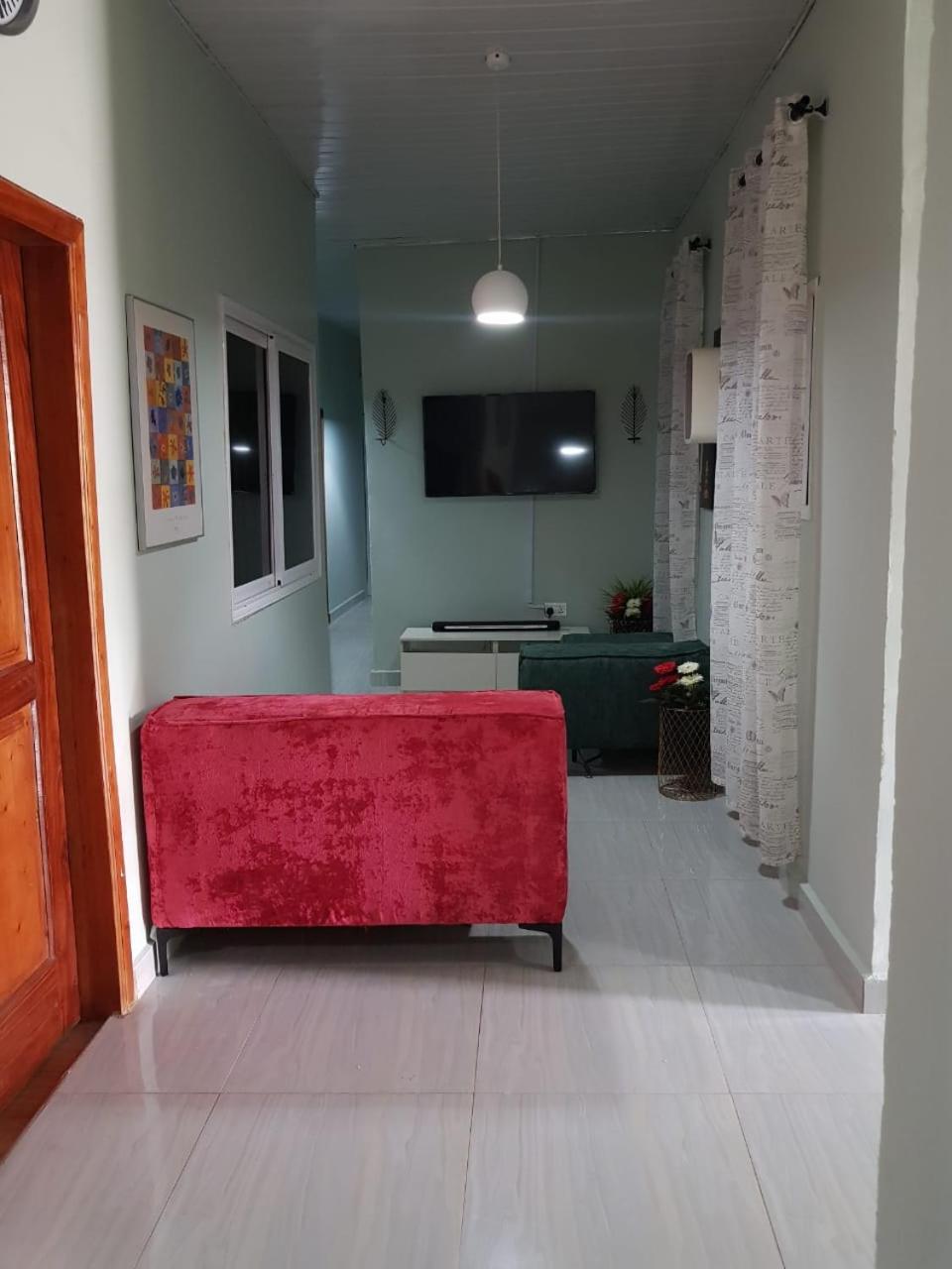 Nana Adu Guest House Koforidua 外观 照片