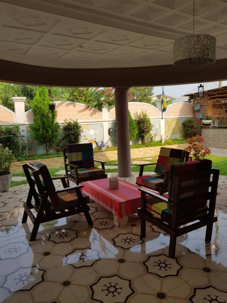 Nana Adu Guest House Koforidua 外观 照片