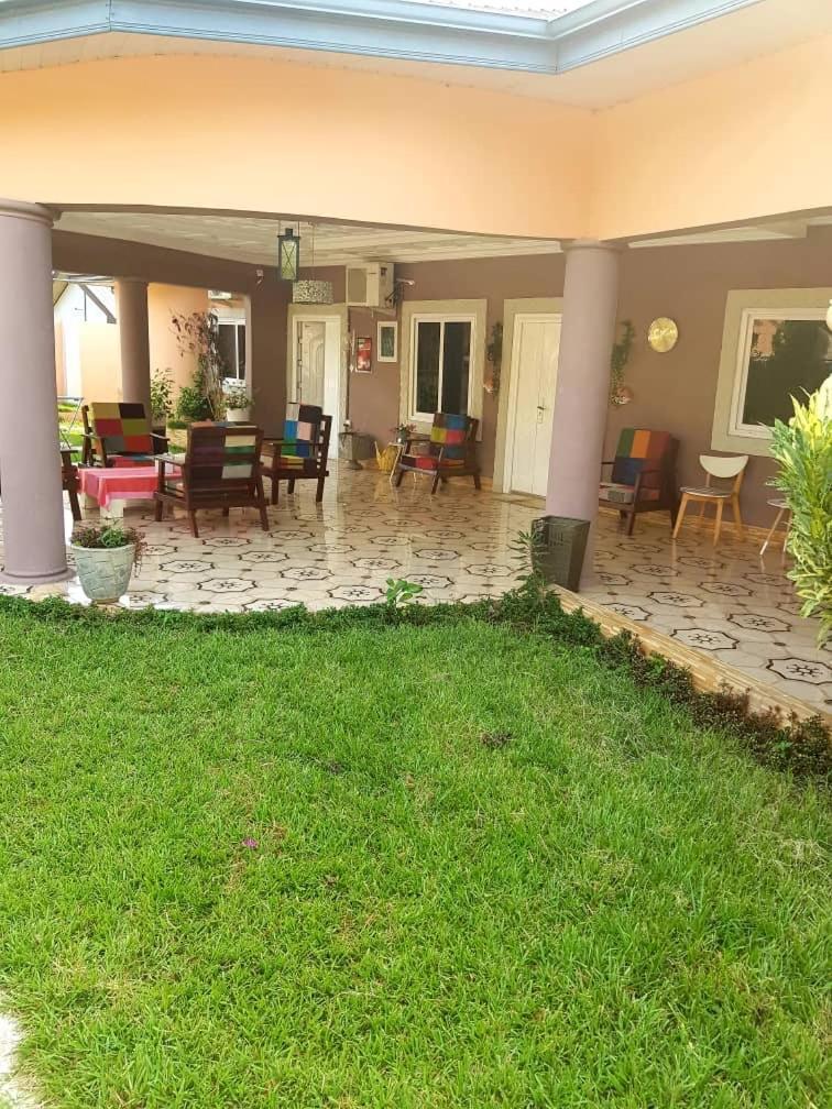 Nana Adu Guest House Koforidua 外观 照片