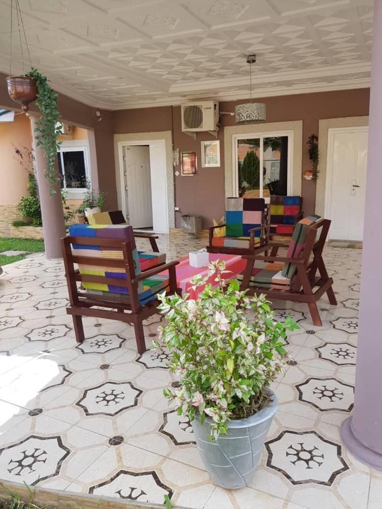 Nana Adu Guest House Koforidua 外观 照片