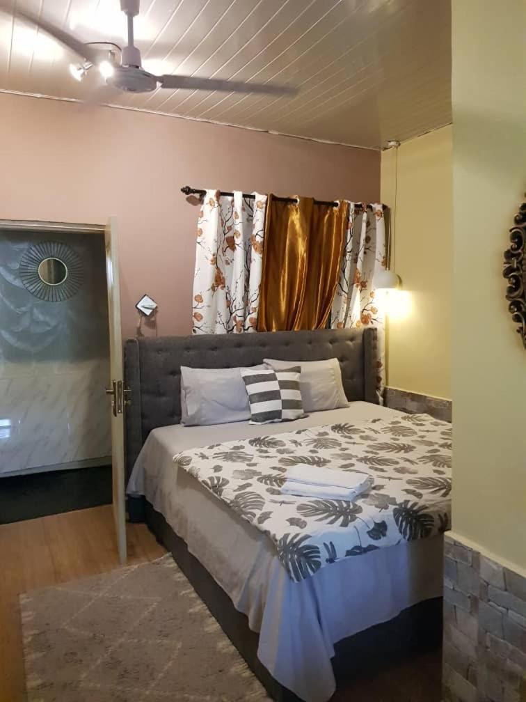 Nana Adu Guest House Koforidua 外观 照片