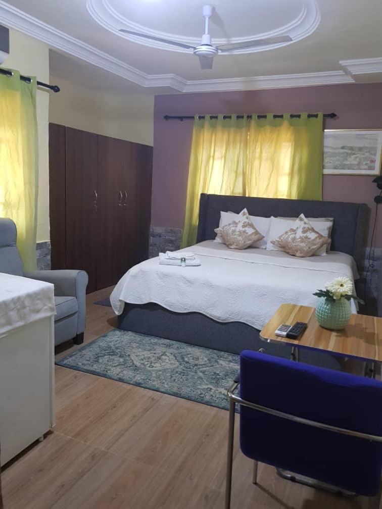 Nana Adu Guest House Koforidua 外观 照片